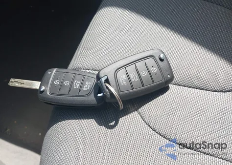 2025 Hyundai Elantra Se from USA, damaged, VIN KMHLL4DG1SU886355